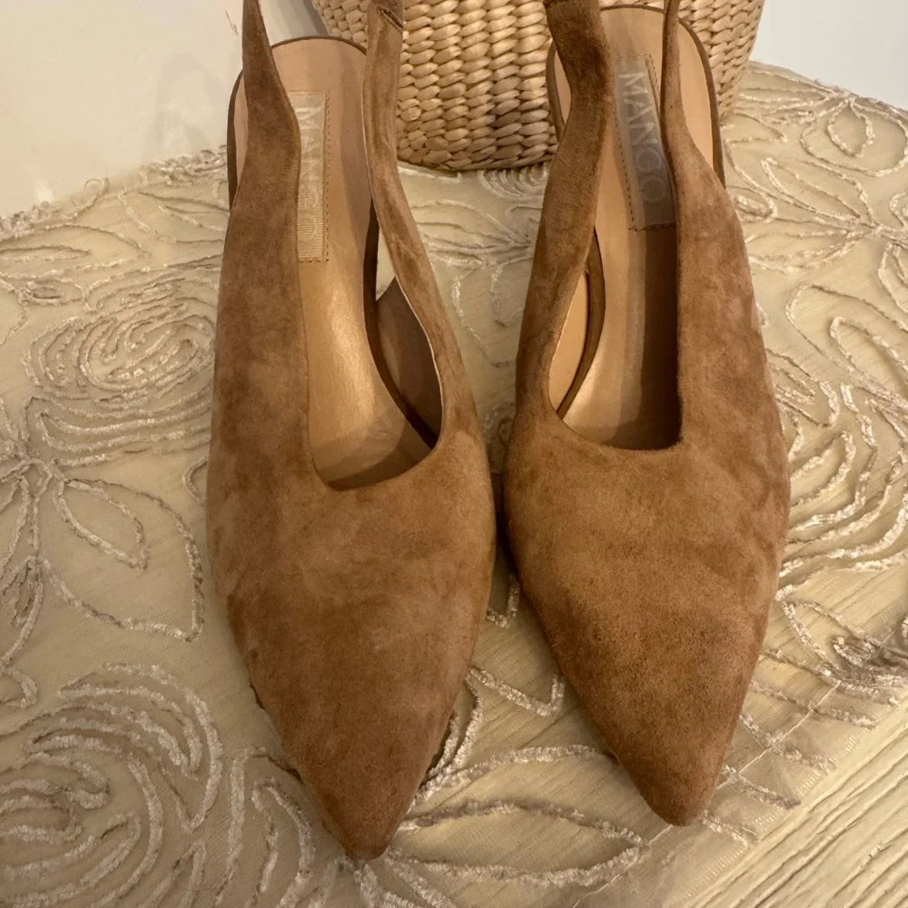 Mango Taupe women’s Suede Slingback stiletto